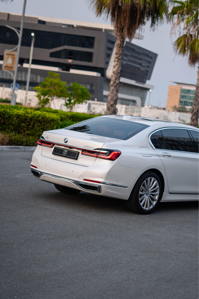 BMW 728 li 2022 - 3