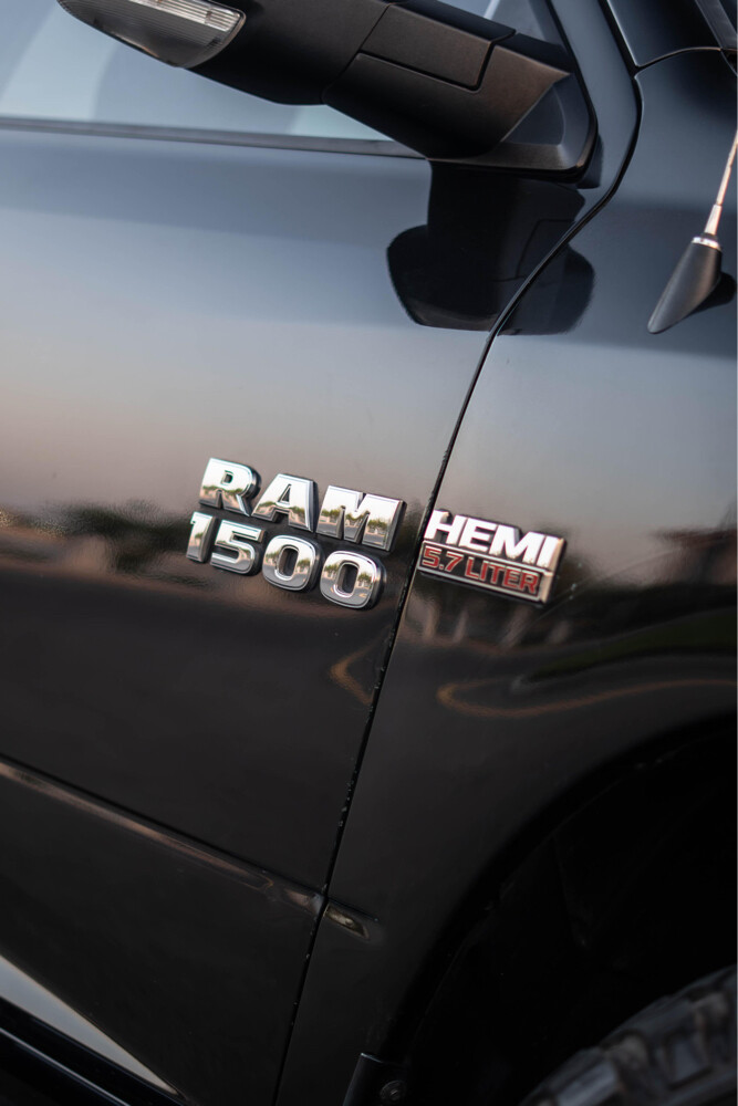 Dodge RAM1500 2015 - 2