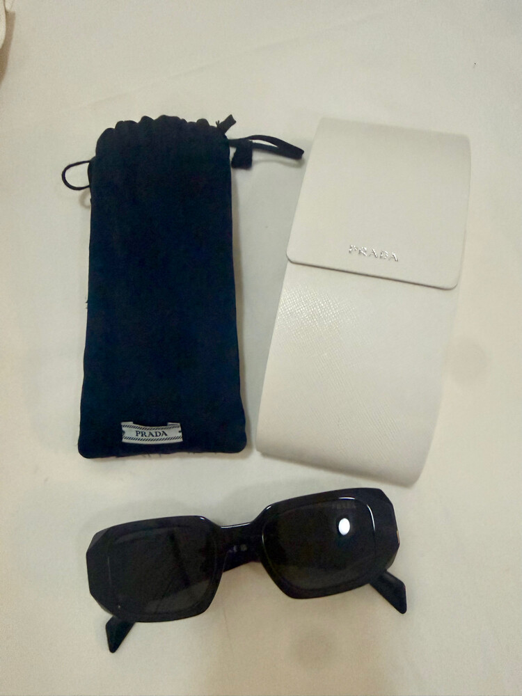 Prada Shade - 1