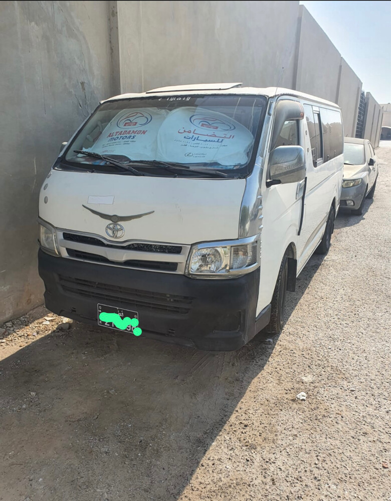 باص 2011 تويوتا للايجار  - 1
