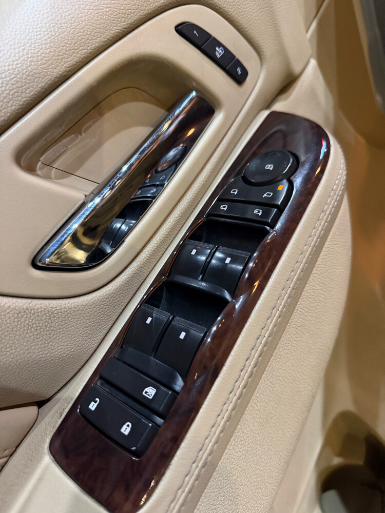 Cadillac Escalade. Sale , Exchange  - 3