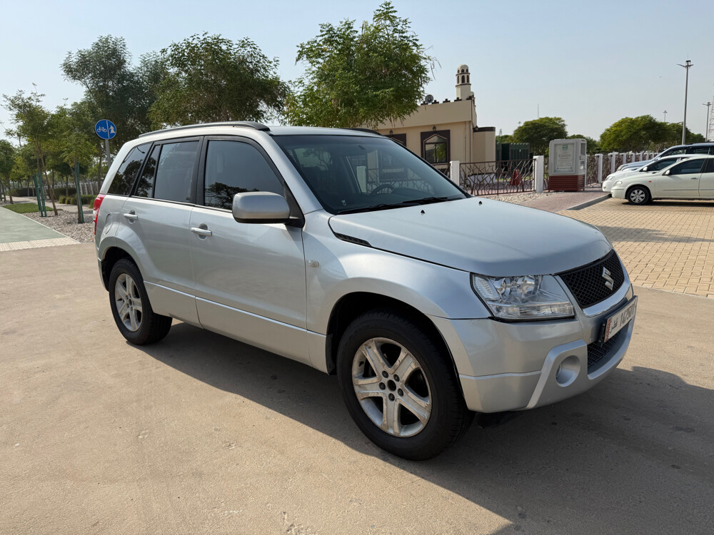 Suzuki Grand Vitara - 2