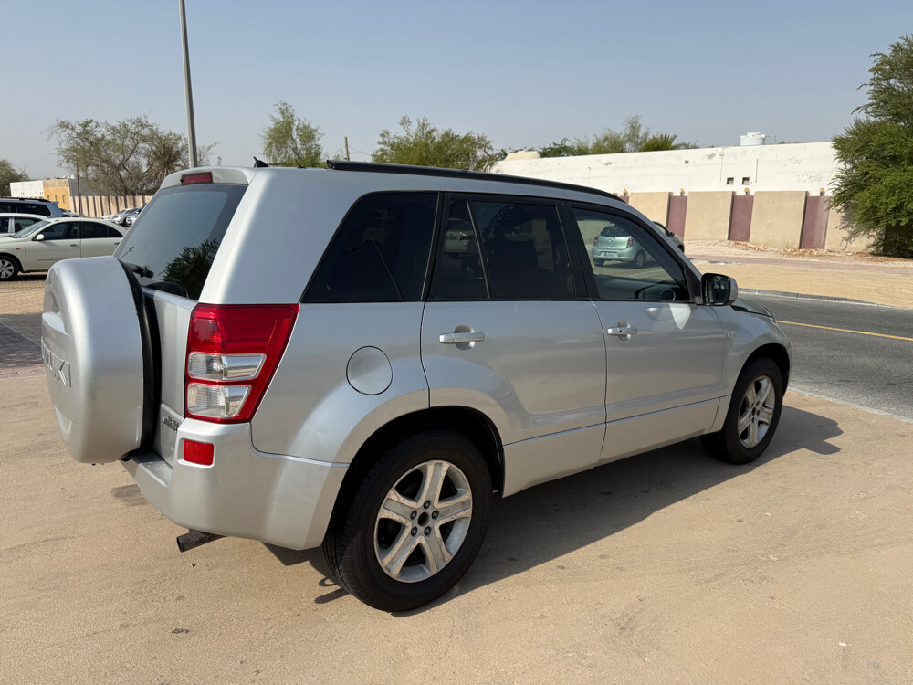 Suzuki Grand Vitara - 3