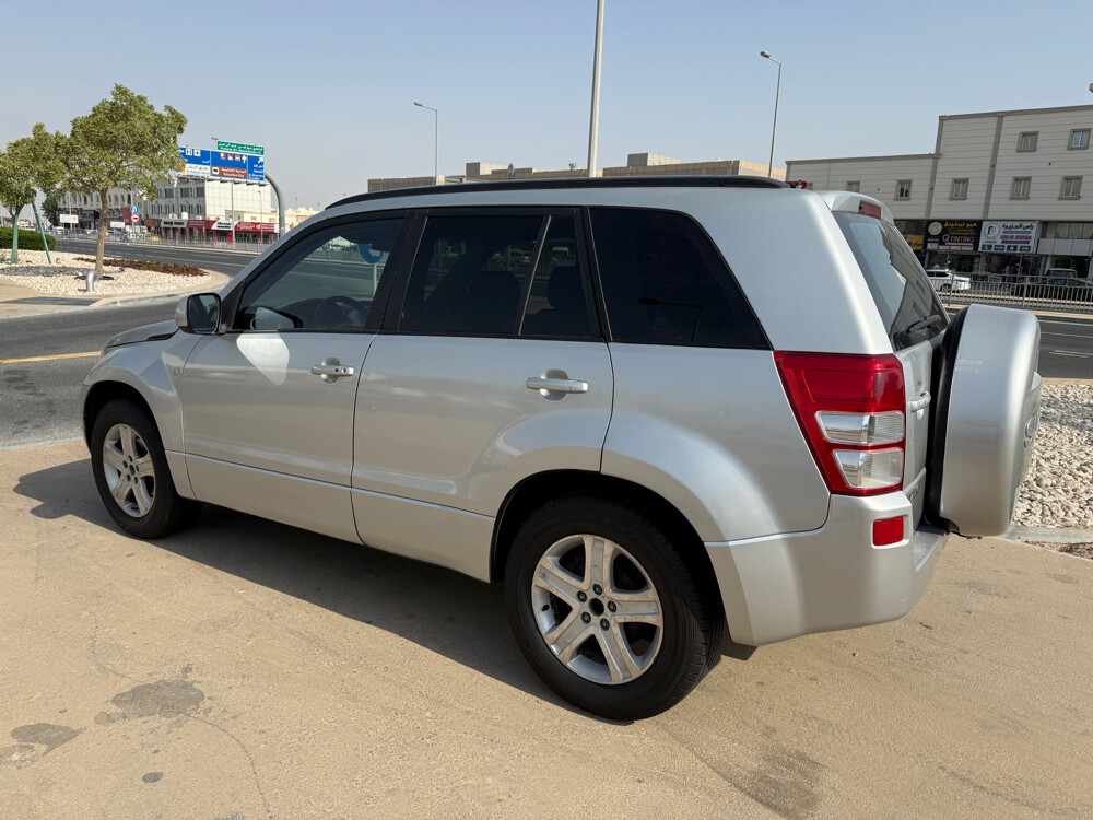 Suzuki Grand Vitara - 5