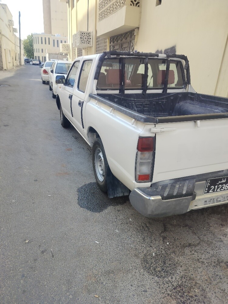 Nissan pickup sale - 3