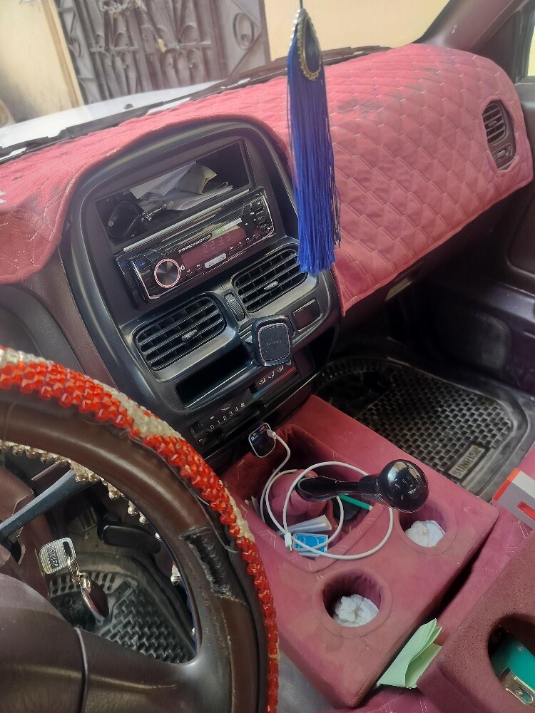 Nissan pickup sale - 6