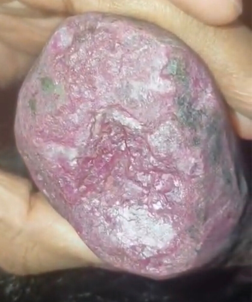 natural ruby  - 7