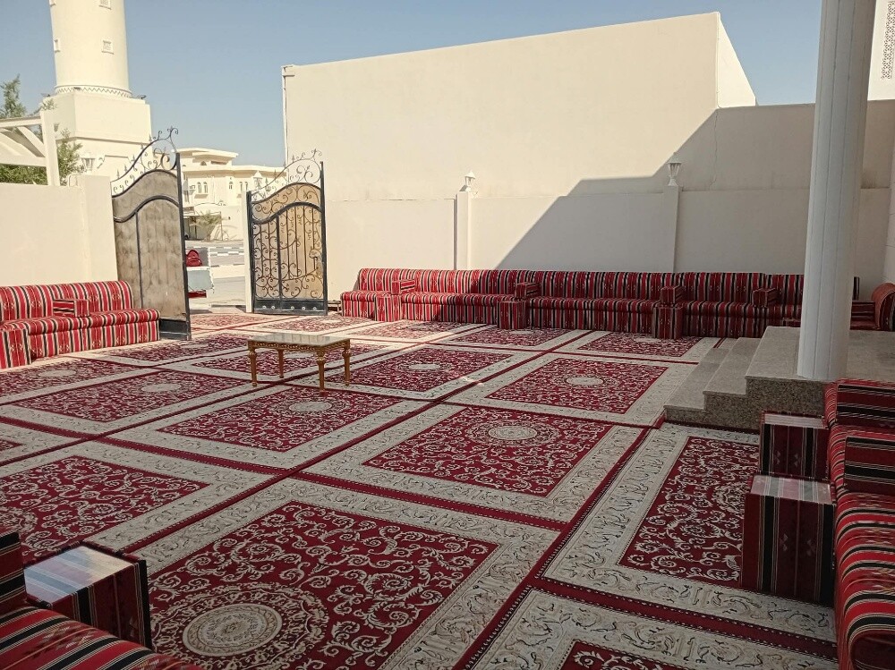 كنب سدو احمر - 2