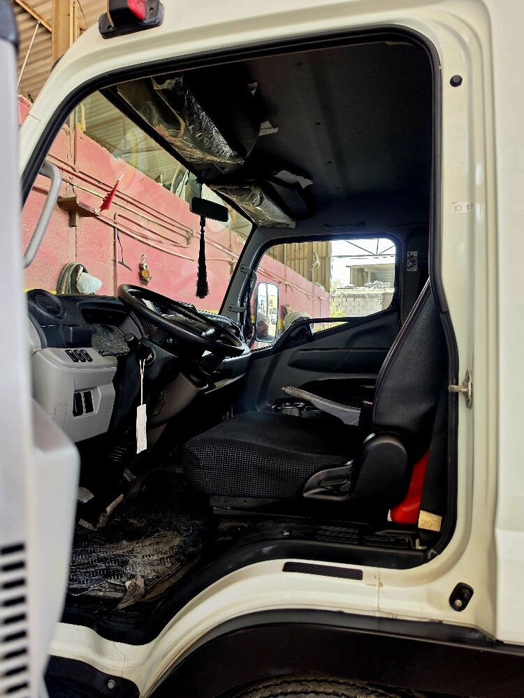 mitsubisi canter fuso - 6