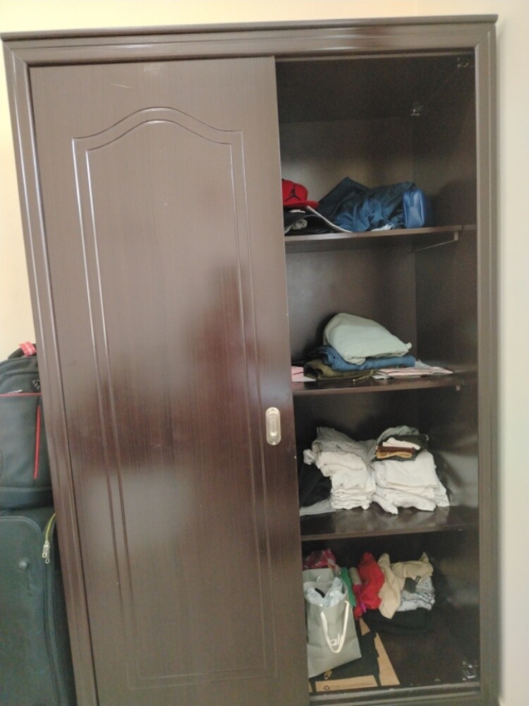 closet and bed 200/200 - 2