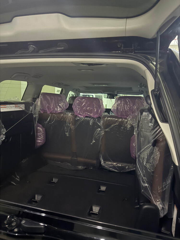 land cruiser 2021 - 4