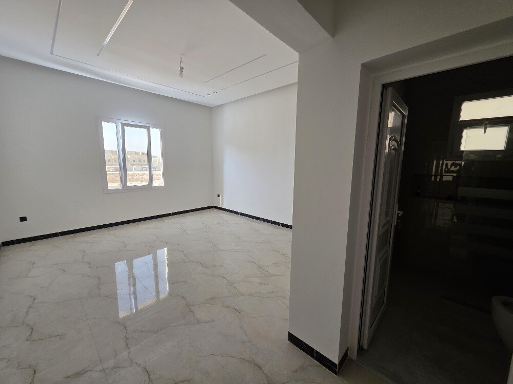 New villa for sale in Al Thumama. - 9