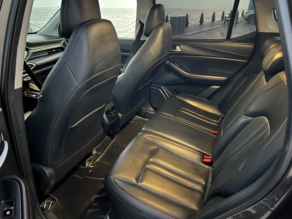 jac full option 2022 model  - 6