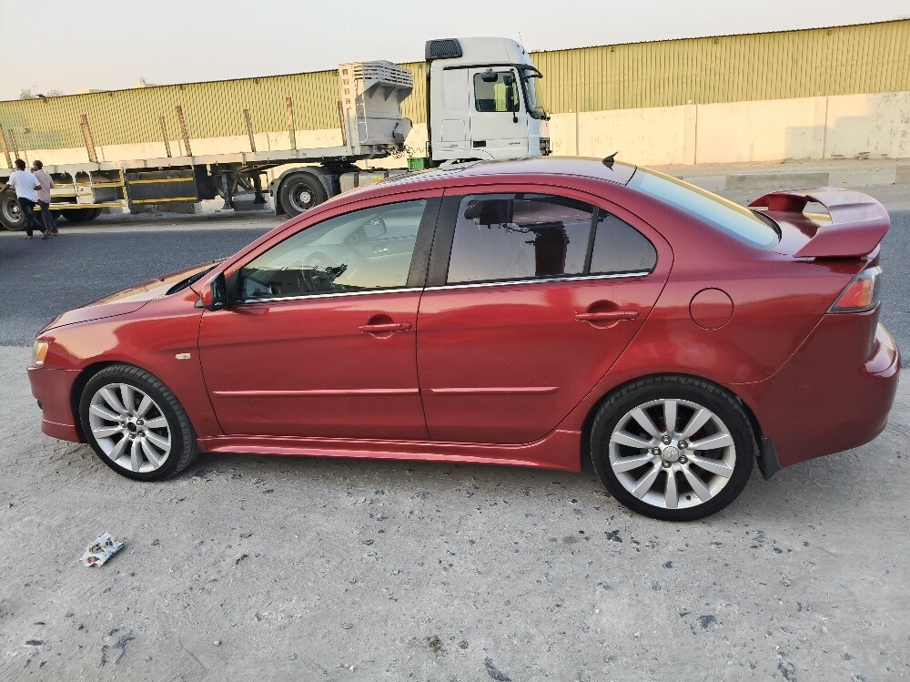 Mitsubishi lancer gt full option - 2