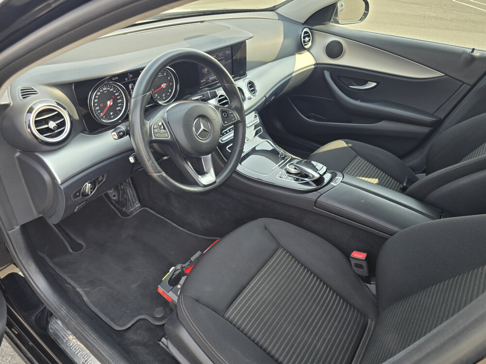 Mercedes-Benz E200 – 2018  - 4