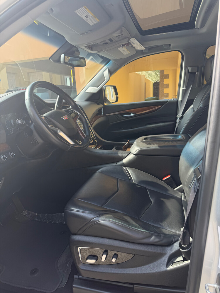 CADILLAC ESCALADE 2017 - 8