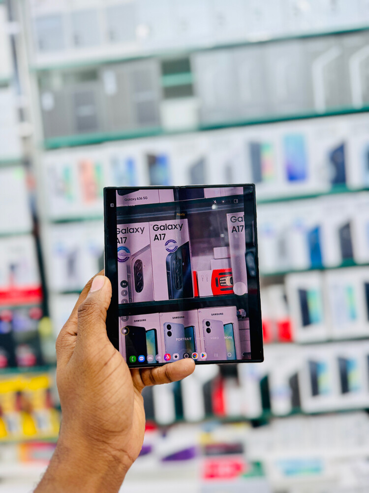 Samsung Galaxy Z Fold 6 - 3