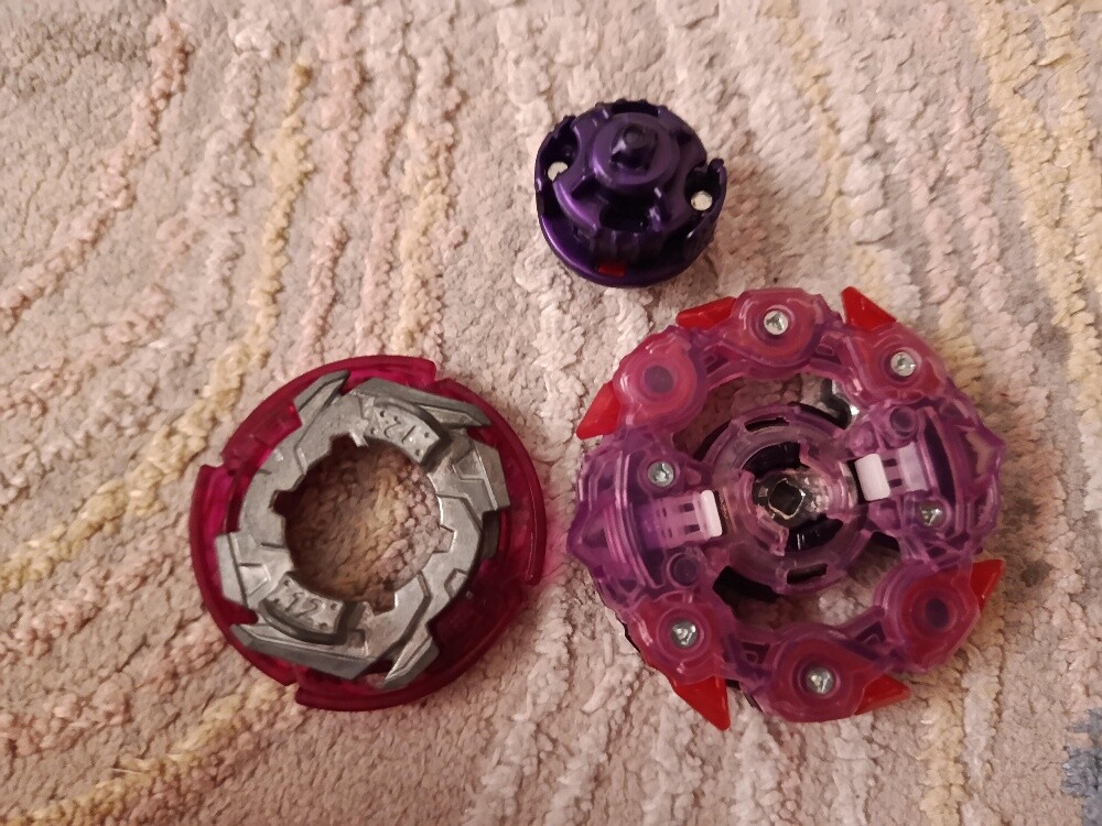 Beyblade - 7