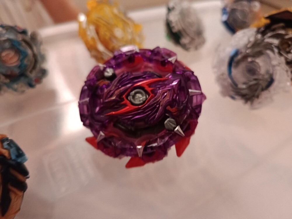 Beyblade - 24