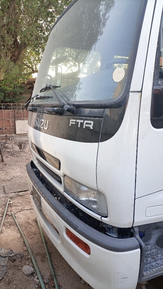 foor sill  Isuzu - 2