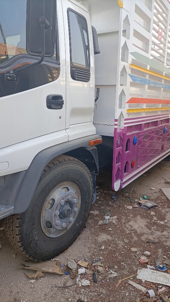 foor sill  Isuzu - 5