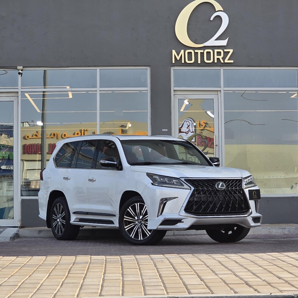 lexus lx570s - 1