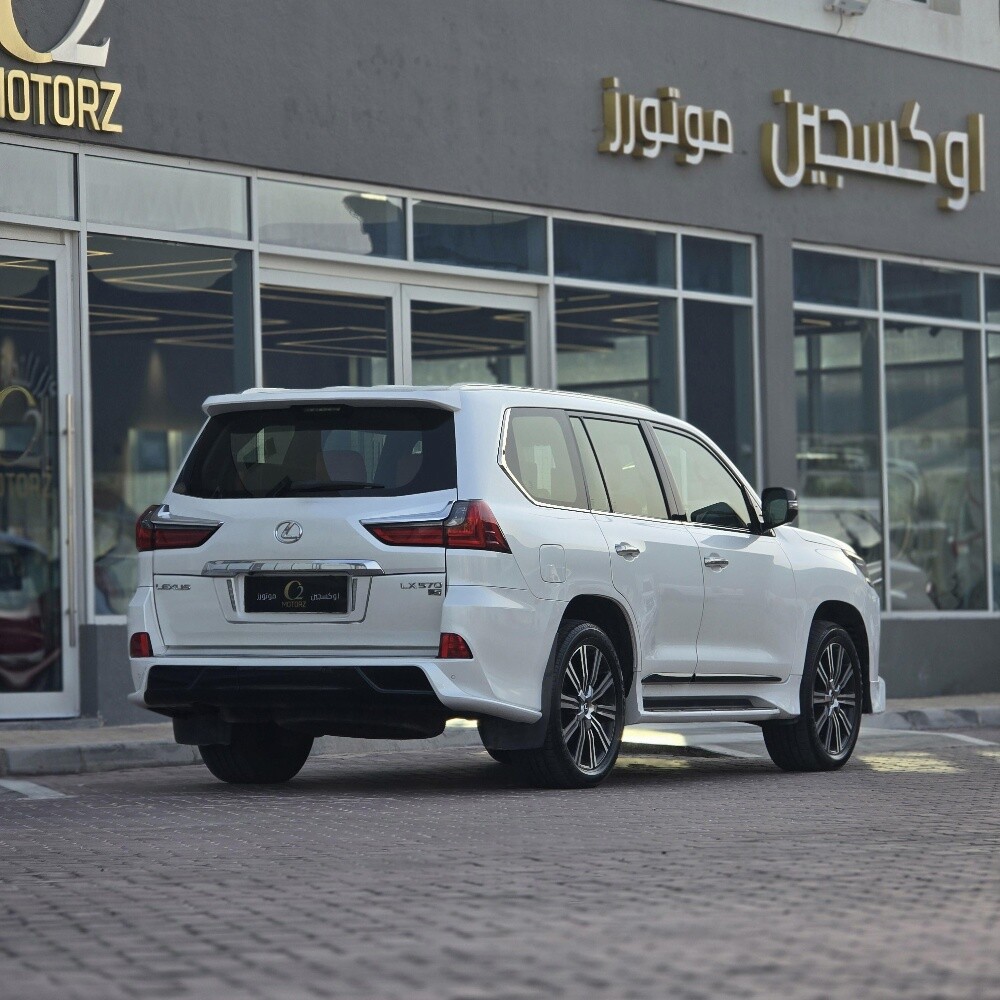 lexus lx570s - 5