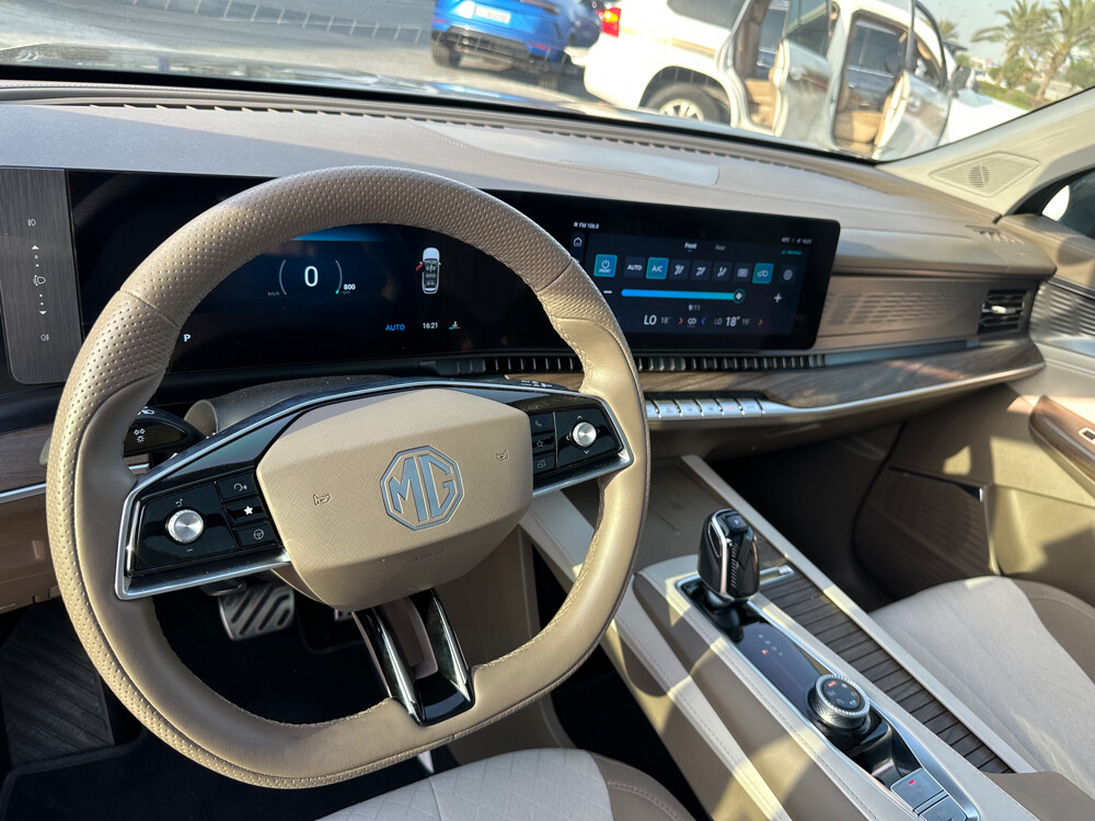 MG RX9 2025 14000km - 4