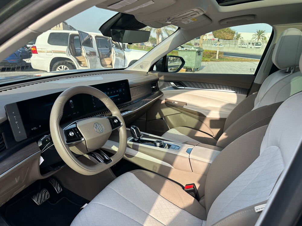 MG RX9 2025 14000km - 5