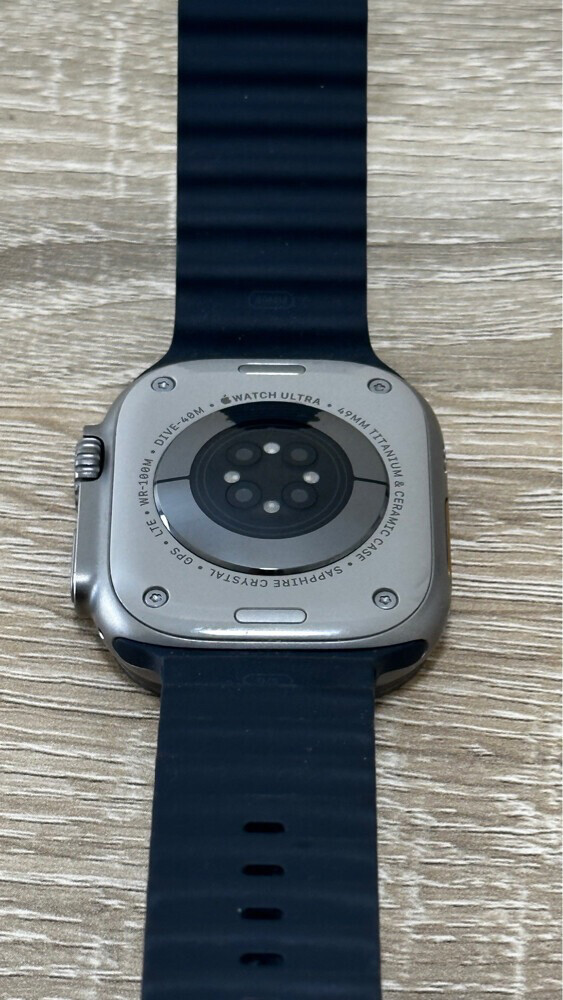 Apple Watch Ultra 1 - 3