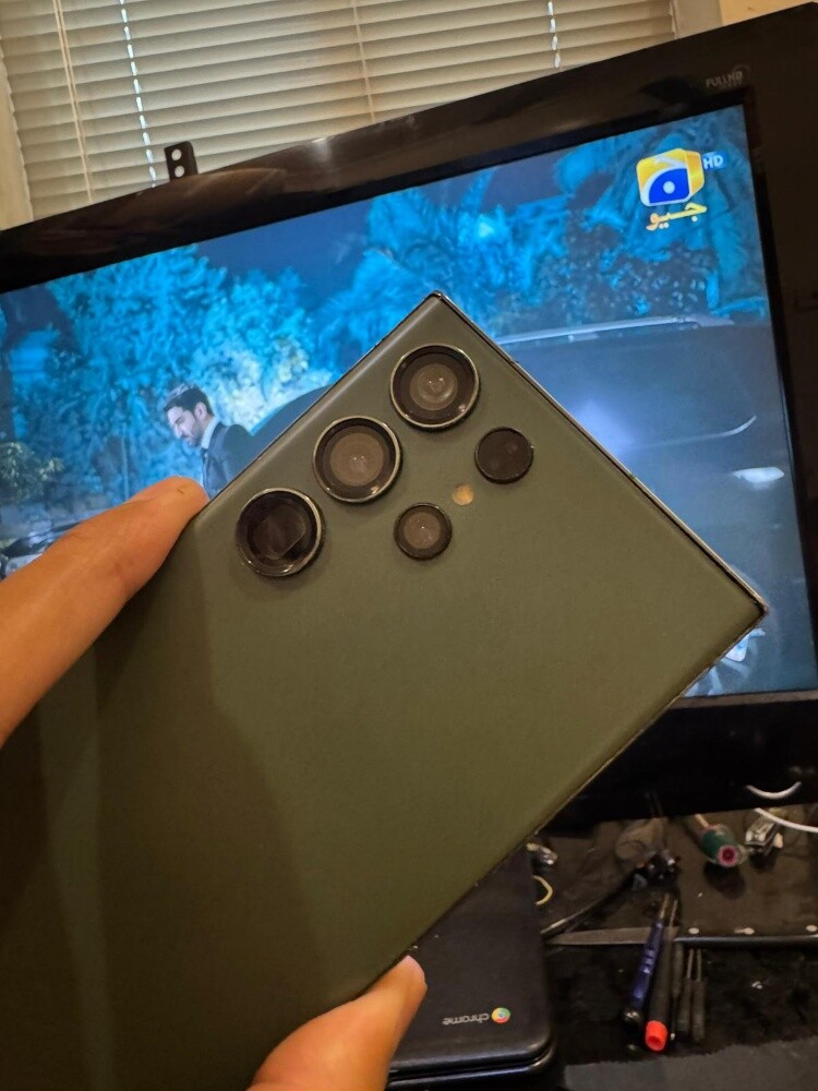 Samsung s23 ultra display issue - 4