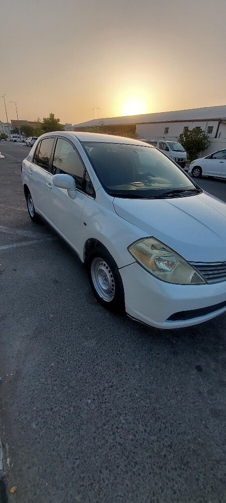 Nissan Tida - 2