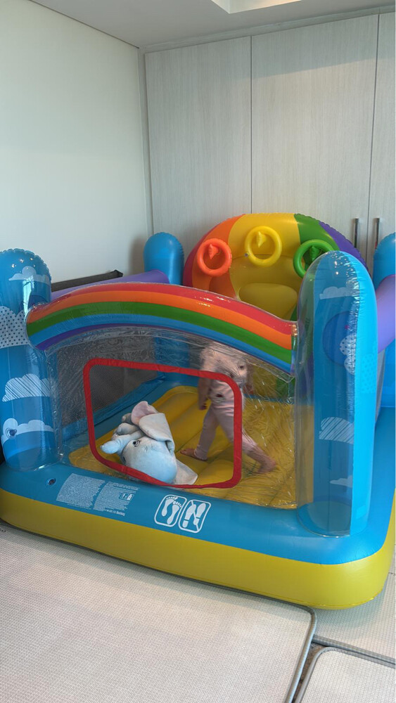 Bestway Jumpin’ Balloon Bouncer  - 2