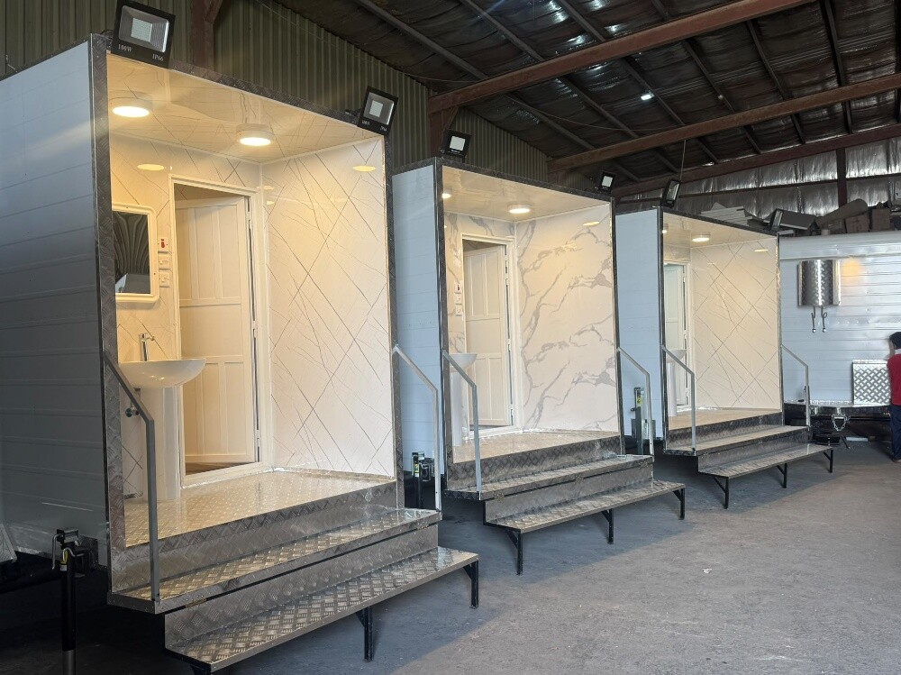 Caravan toilet 3/3 for sale - 2