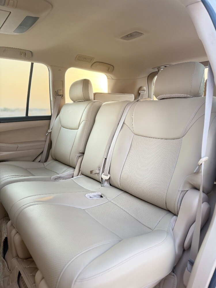 Lexus lx 570s - 9