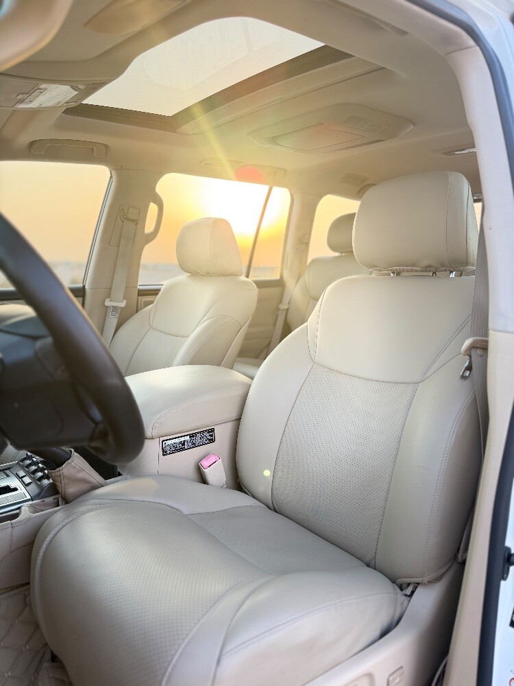 Lexus lx 570s - 8