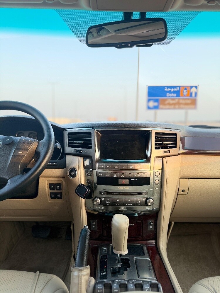 Lexus lx 570s - 7