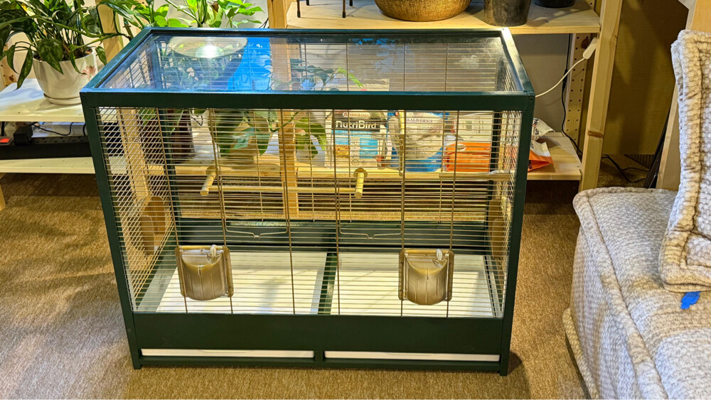 Fareplast Brand wooden bird cage  - 1