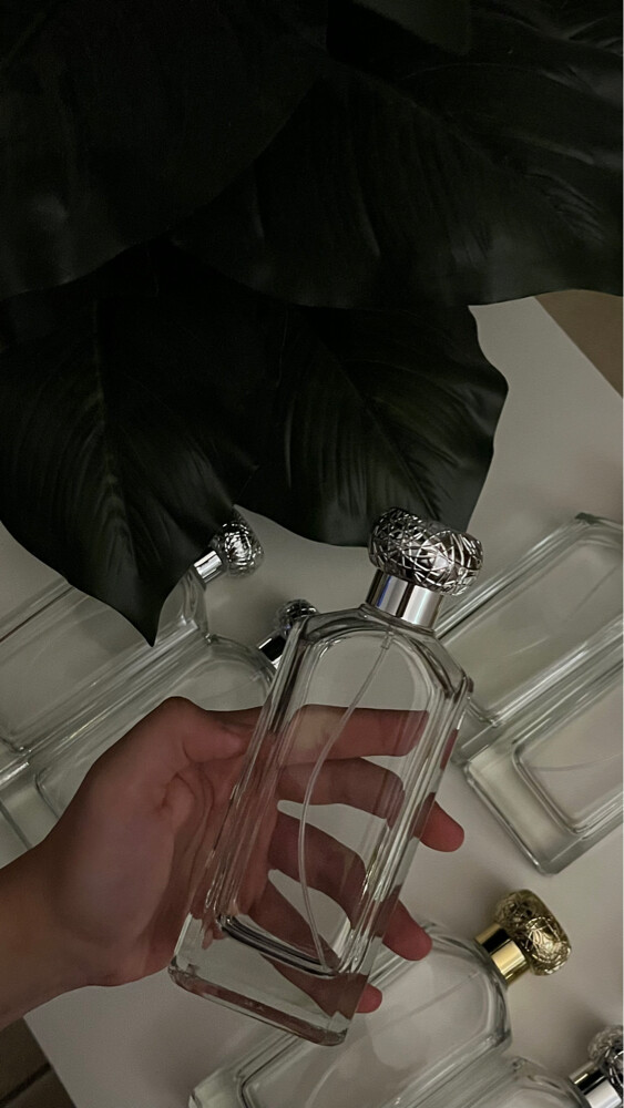 Luxurious Perfume bottle  - 2