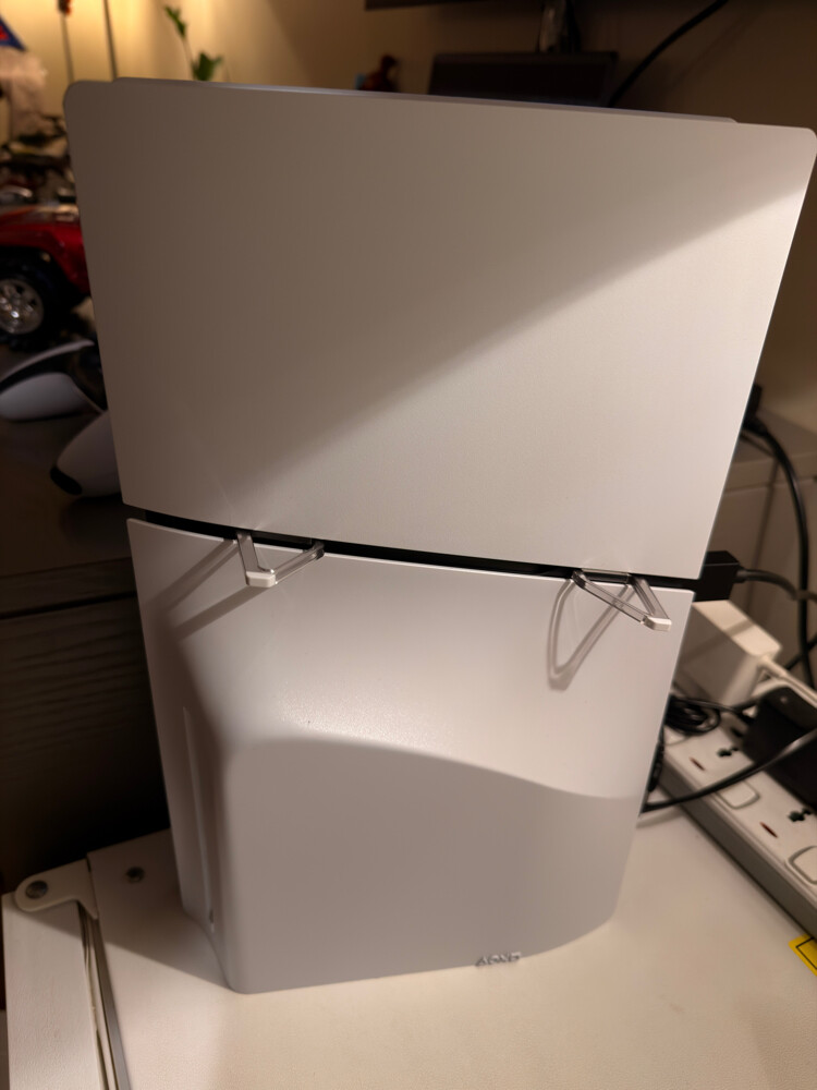 ps5 slim disc edition - 3