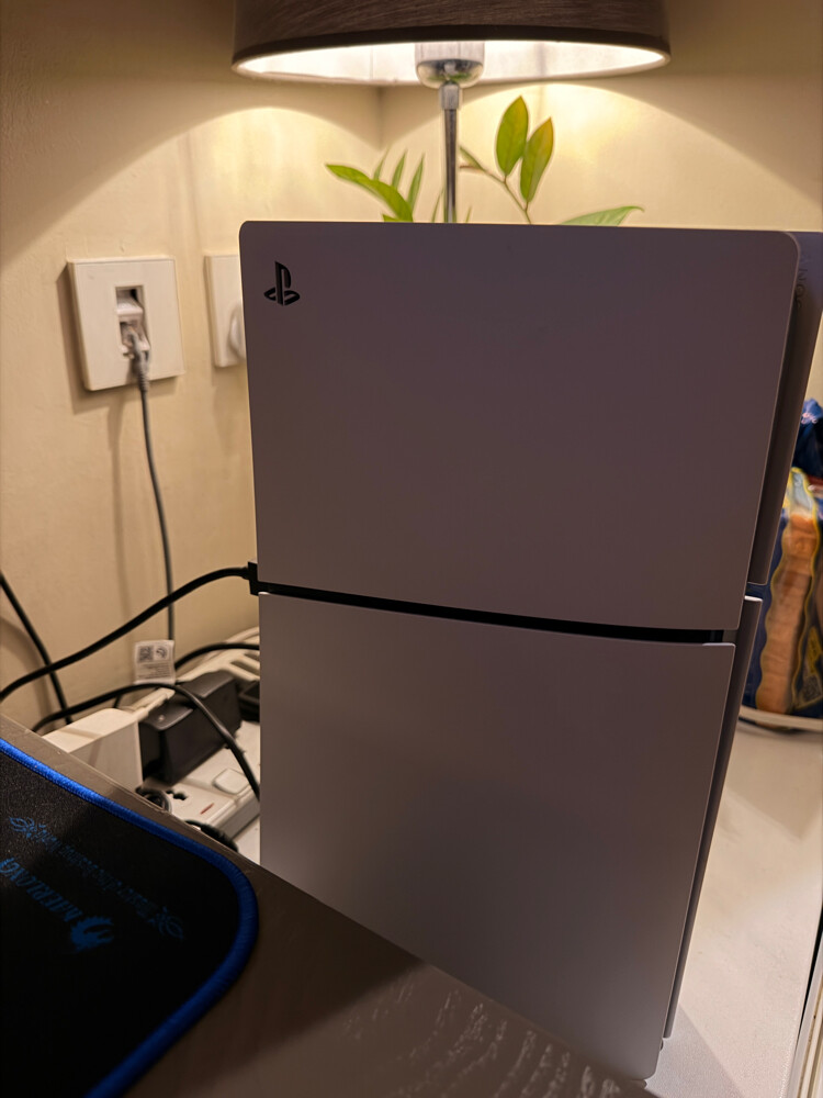 ps5 slim disc edition - 5