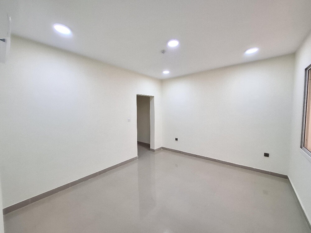 Apartment in Khalifa City, 4700 sq - 5