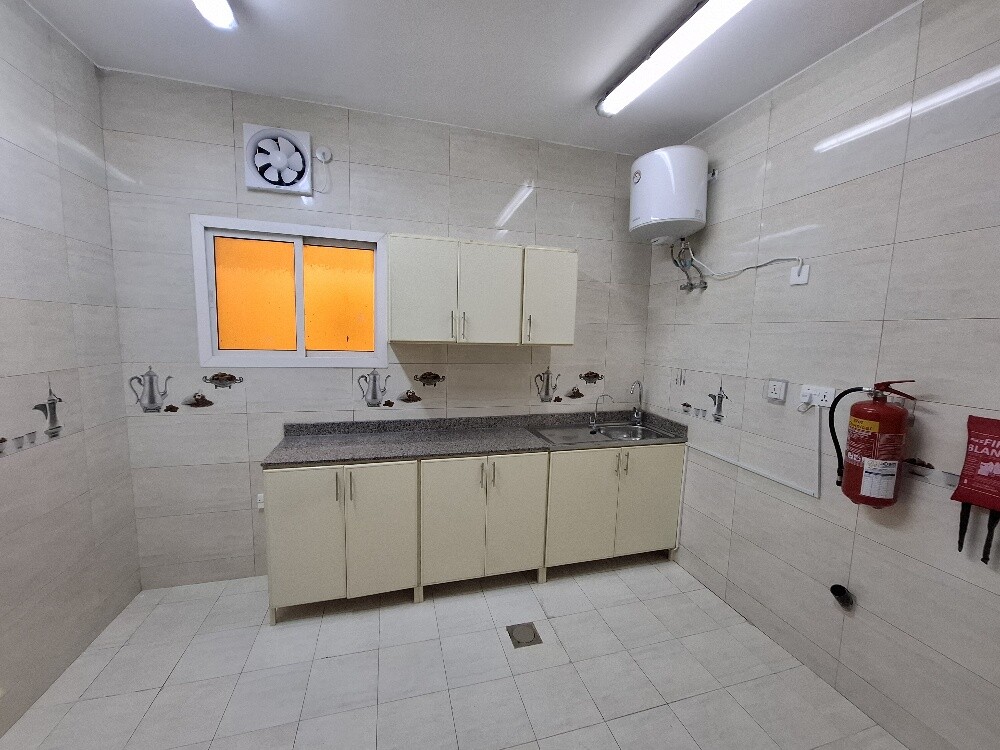 Apartment in Khalifa City, 4700 sq - 2