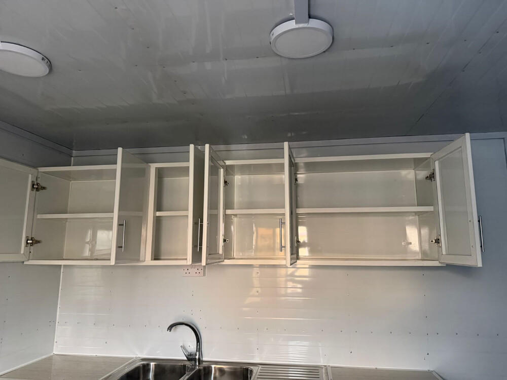 Cabin toilet kitchen - 2