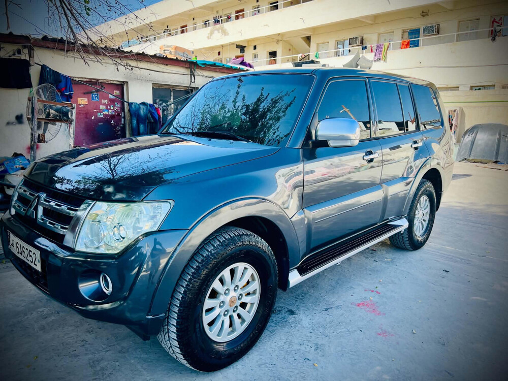 Pajero 2014 - Filipino owned  - 4