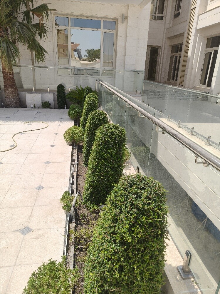 صيانه الحدائق - 1