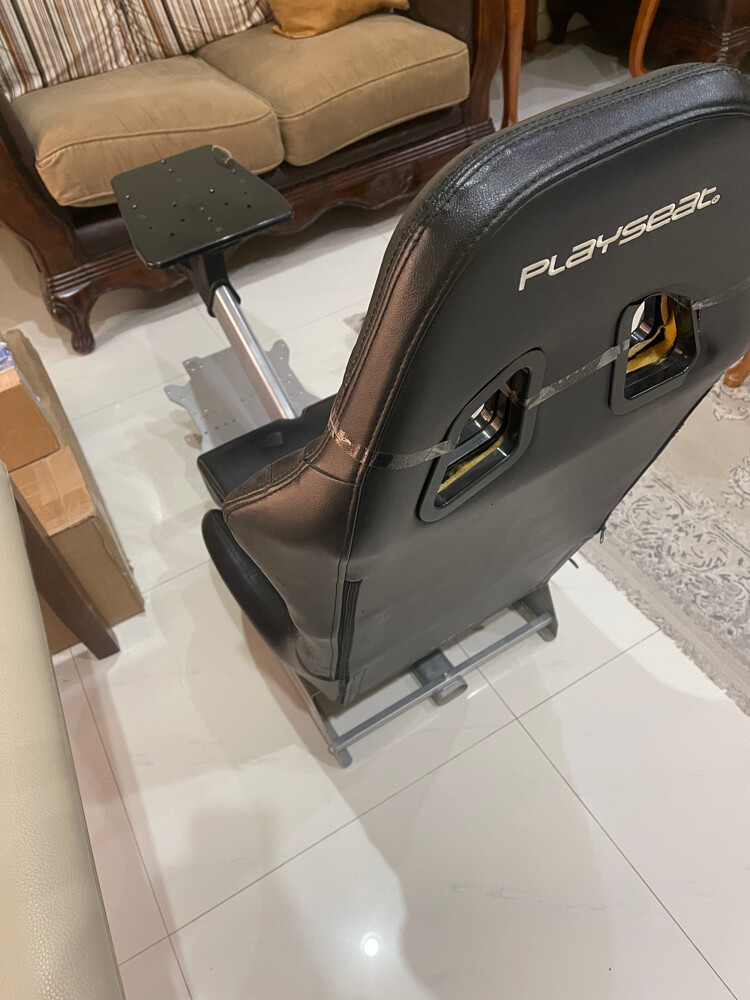 Playseat evolution racing chair - 4