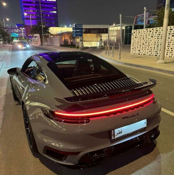 بورشه 911 توربو إس (3) 2024 - 9