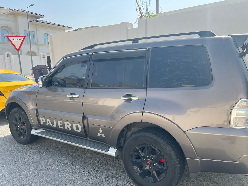 pajero 2016 mid variant  - 10
