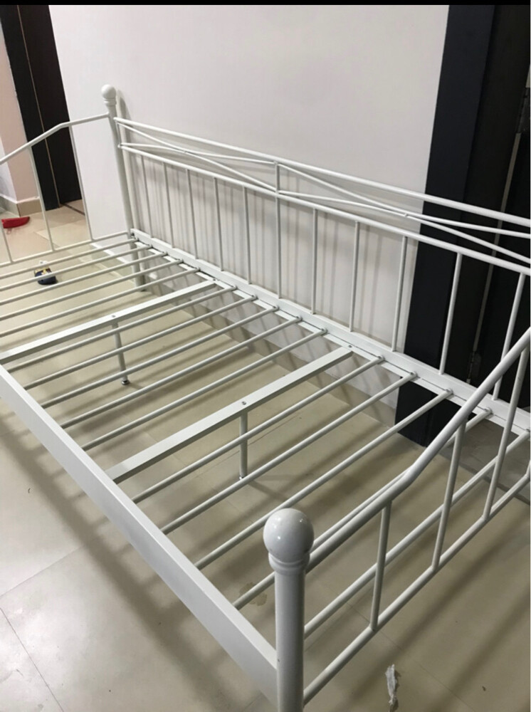  Iron bed (Singular)Used - 3
